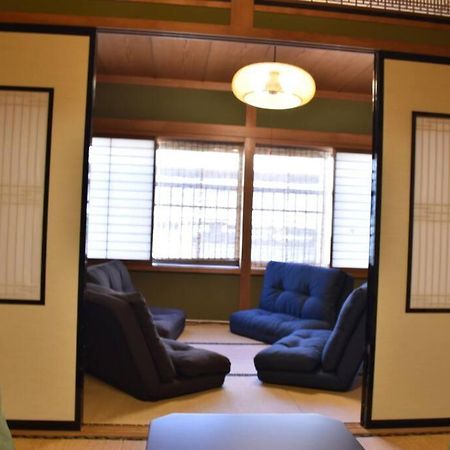 Cheaper For 6Th & 7Th Guest 市街地中心部 一棟貸しの宿 Guest House Don'S Home Takayama  Exterior foto