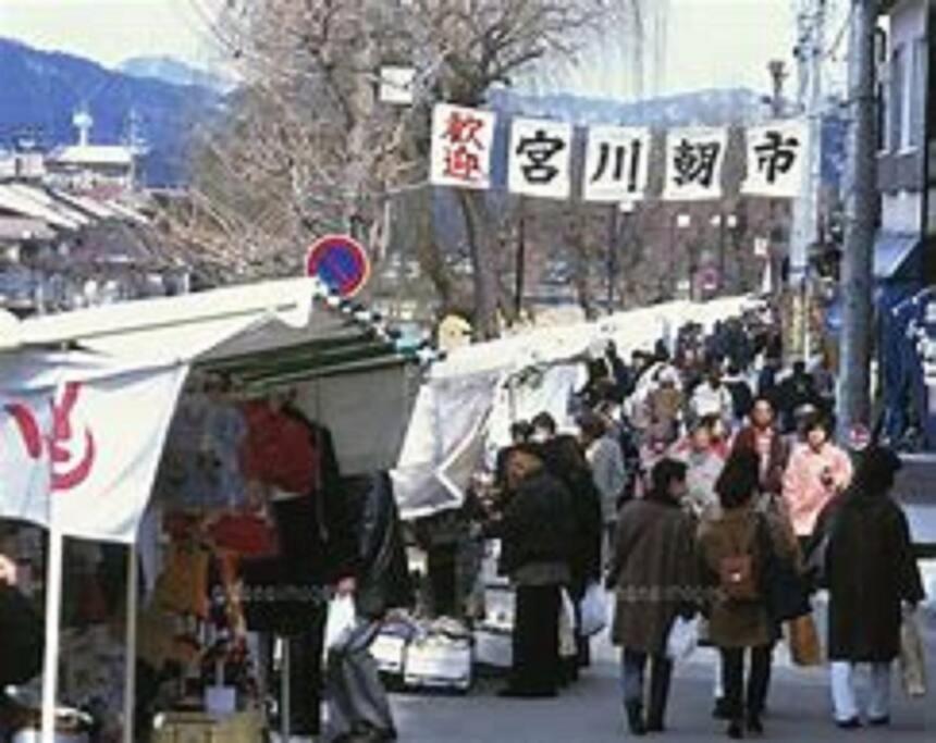 Only For One Group Cheaper For 6Th & 7Th Guest 市街地中心部 一棟貸しの宿 Guest House Don'S Home Takayama (Gifu) Exterior foto