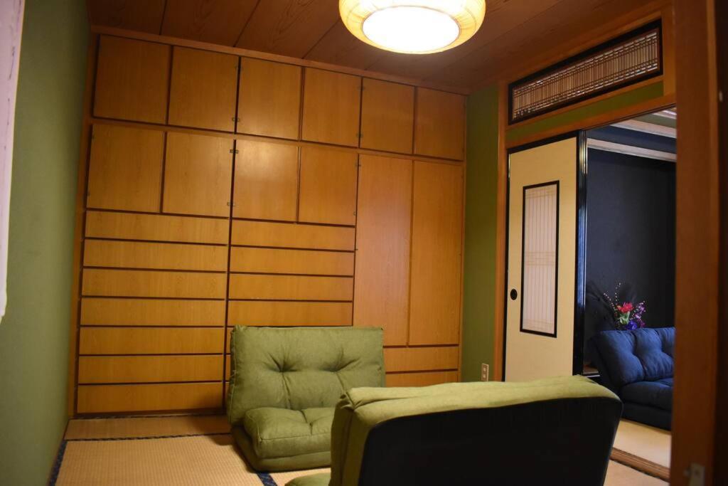 Cheaper For 6Th & 7Th Guest 市街地中心部 一棟貸しの宿 Guest House Don'S Home Takayama  Exterior foto